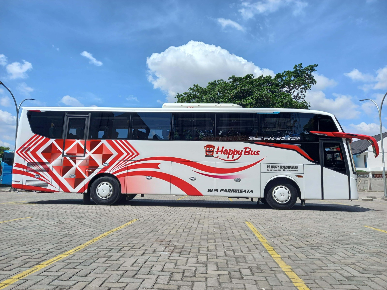 You are currently viewing Cari Informasi Terkait Sewa Bus Untuk Piknik Rombongan? Simak Informasinya!